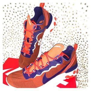 BNIB Men’s Clemson Tiger Shoes!!!  Out of stock!!!